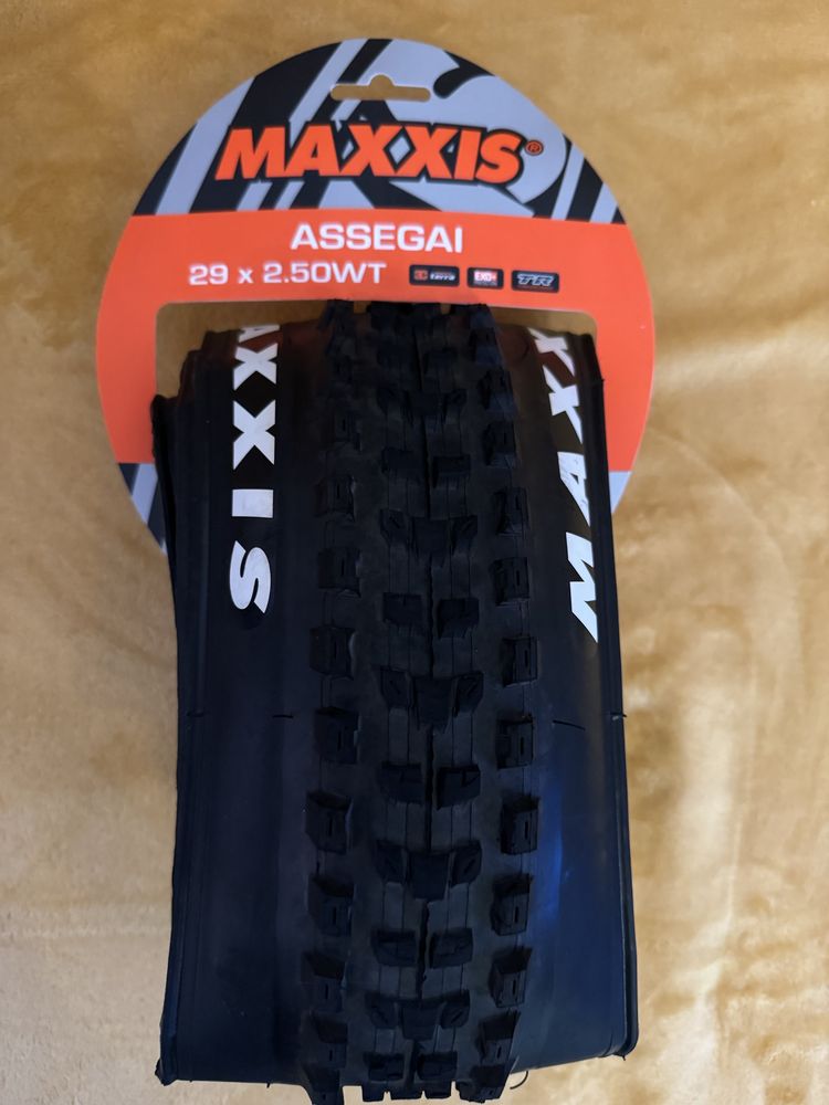 Cauciuc bicicleta MTB Maxxis Dissector