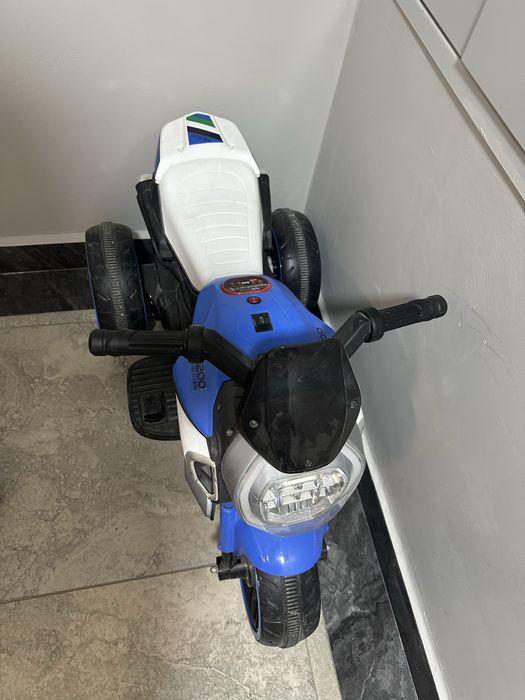 Машина для детей