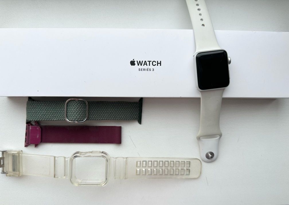 Продам часы Apple watch series 3