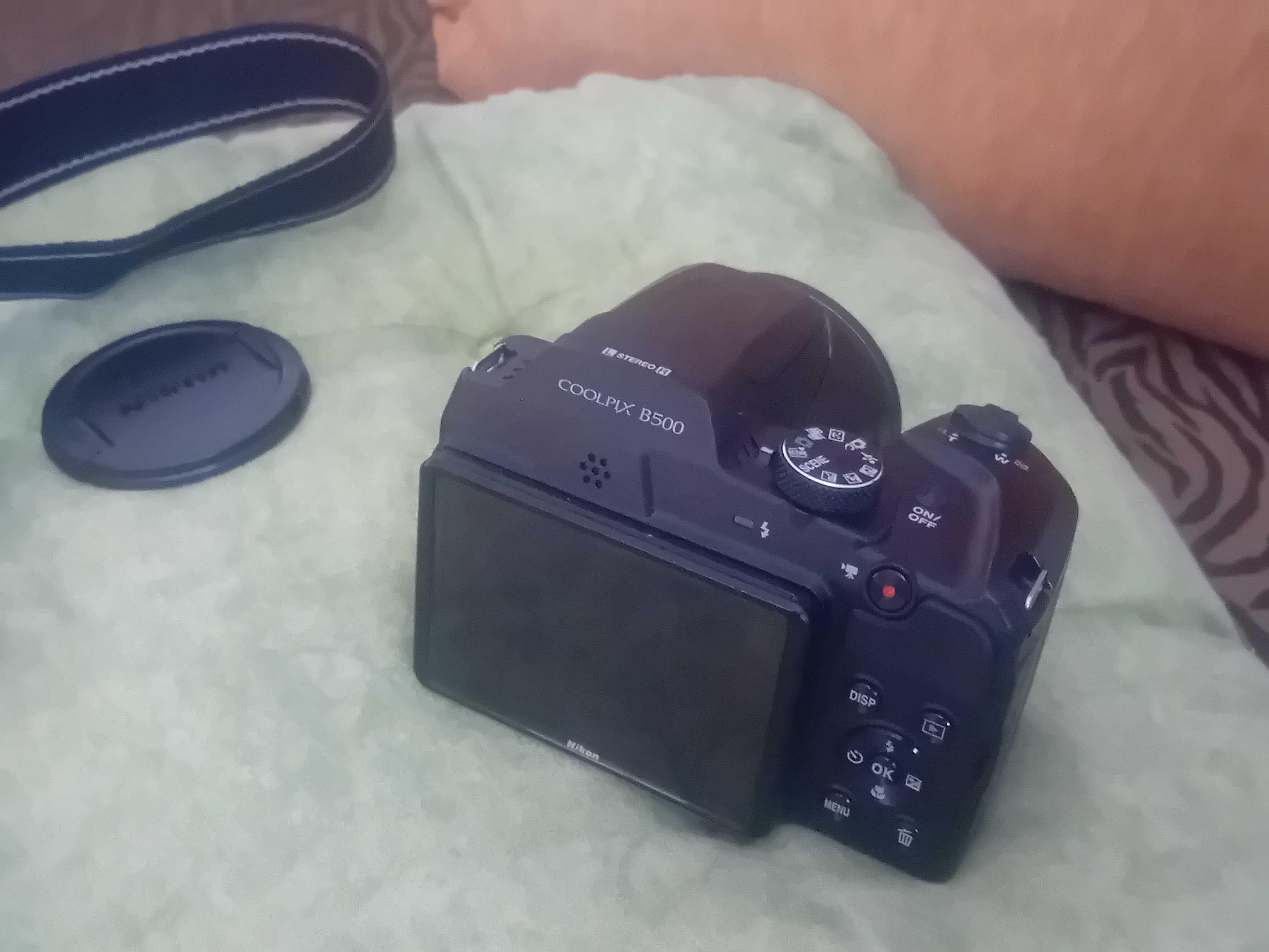 Фотоапарат Nikon COOLPIX B500 с повредена оптика