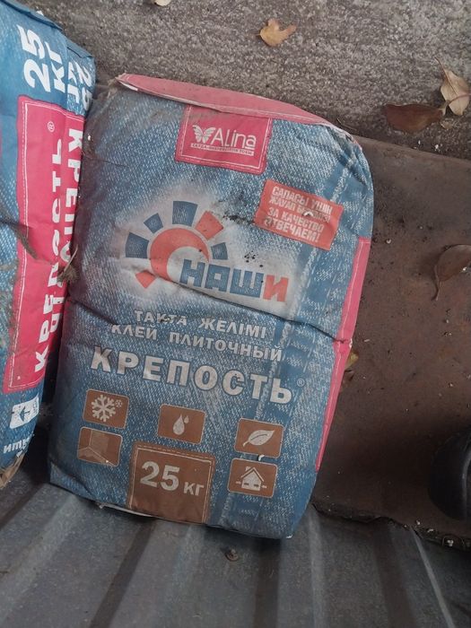 Кафельный клей Крепость