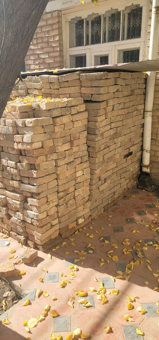 Николай кирпич сотилади