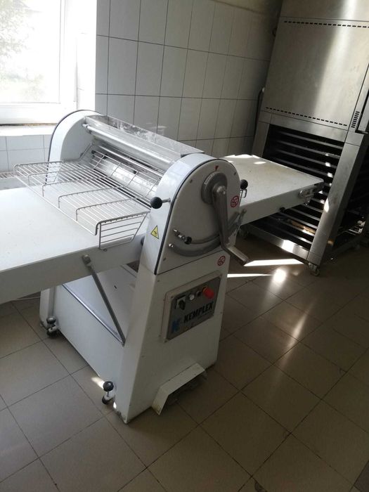 Inchidere brutărie. Vând utilaje de brutarie în stare impecabilă