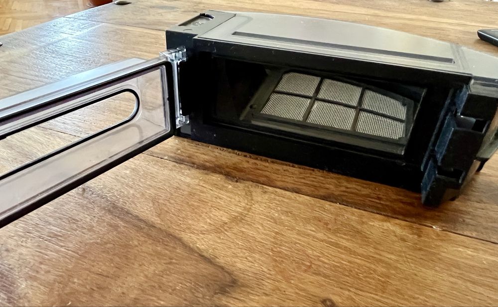 Прахосмукачка iRobot Roomba i3