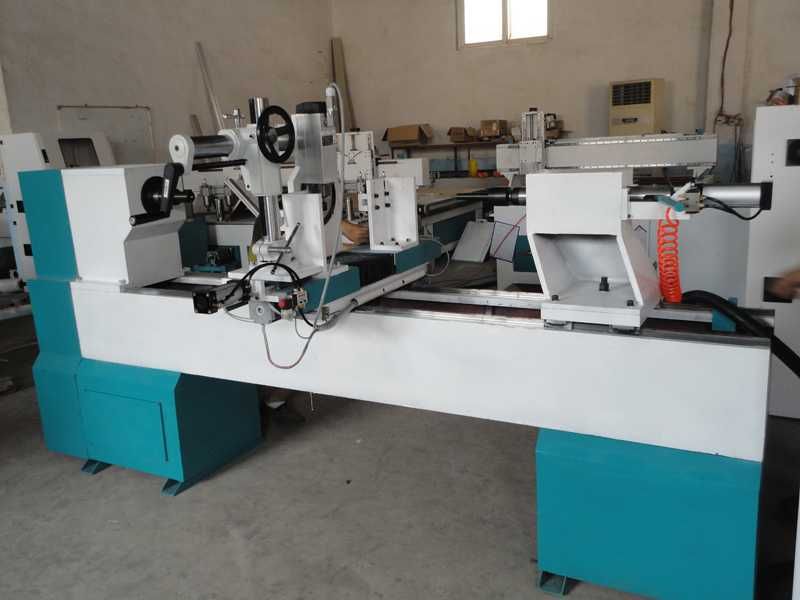 Strung CNC pentru lemn