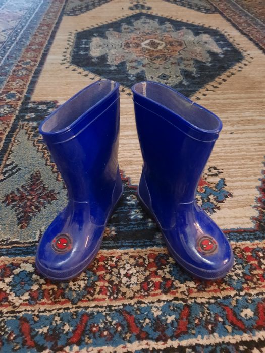 Продам детский резиновый  сопаги 26 р хорошее  состояние.