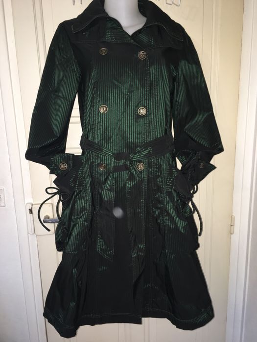 Френски нов бутиков шлифер тренч L Clara Couture зелен черно райе