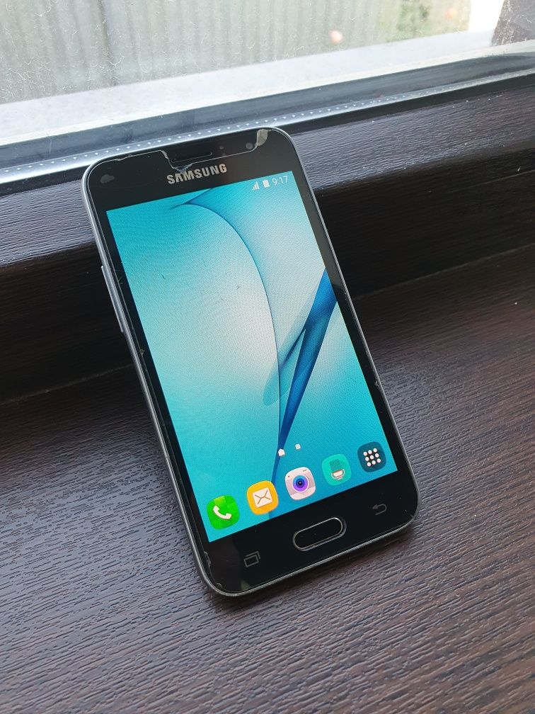 Samsung Galaxy j1