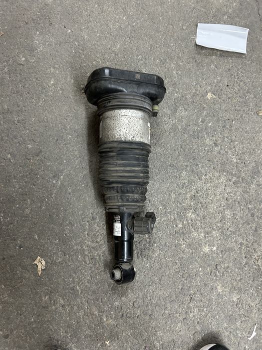 Perna suspensie aer bmw X7 G07 dreapta spate 2019-2022