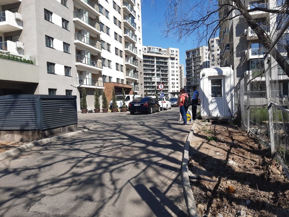 Inchiriez loc dublu de parcare,Granvia,subteran -1