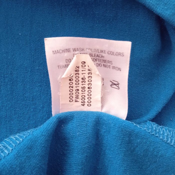 UNDER ARMOUR L КАТО НОВА оригинална тениска UA фланелка jersey