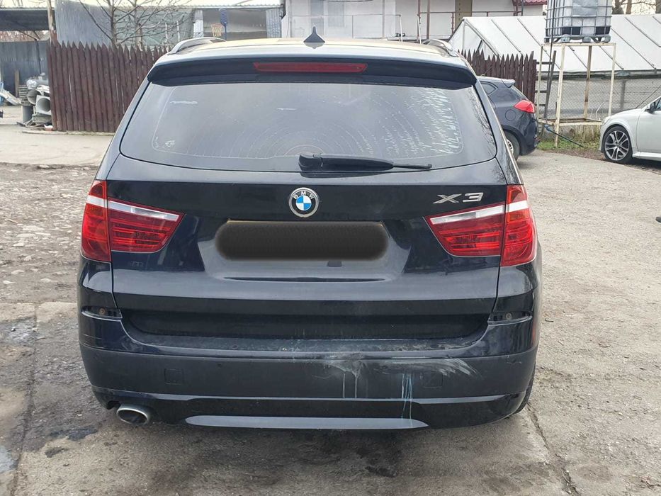 Dezmembrez Bmw X3 F25 XDrive 2.0D M Sport  2011