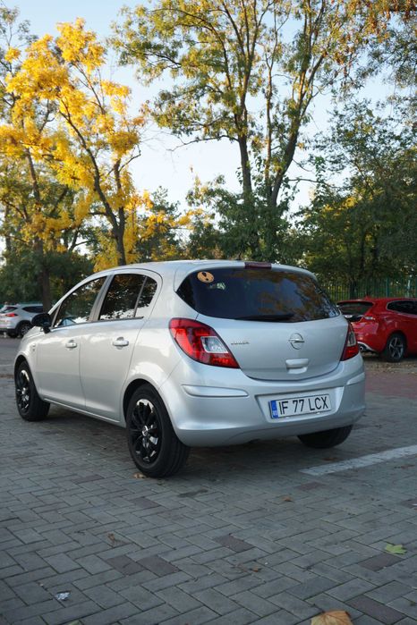 Opel Corsa D Euro 5 2010 1.2 benzina Editie Speciala 111
