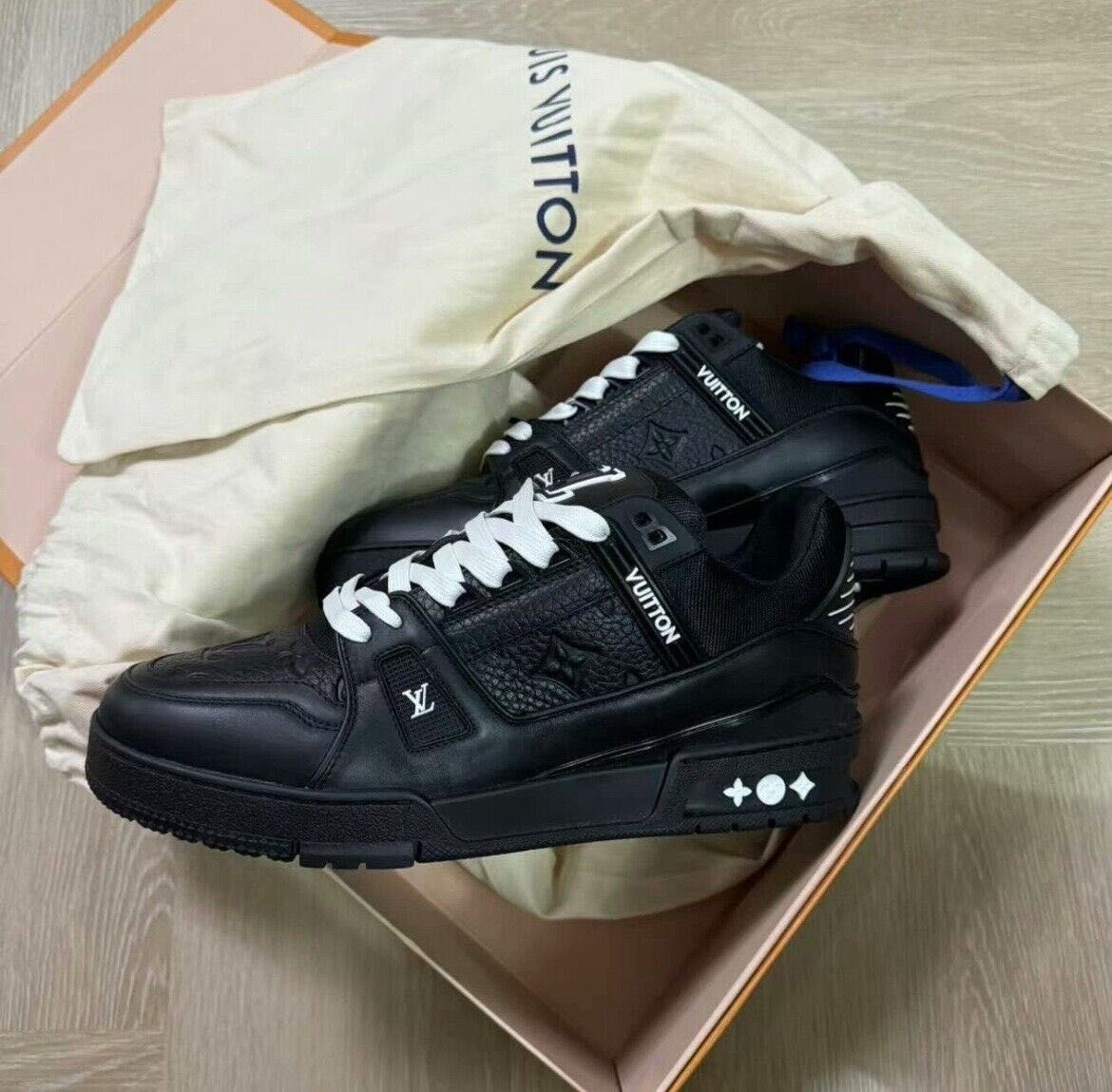 Louis Vuitton Trainer Low Full Black Adidasi Unisex - REDUCERE