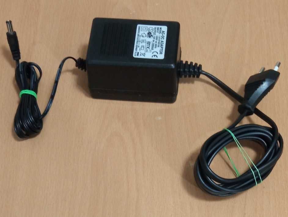 Vand Alimentator AC DC Adaptor,model LK-D120100 12v 1000mA