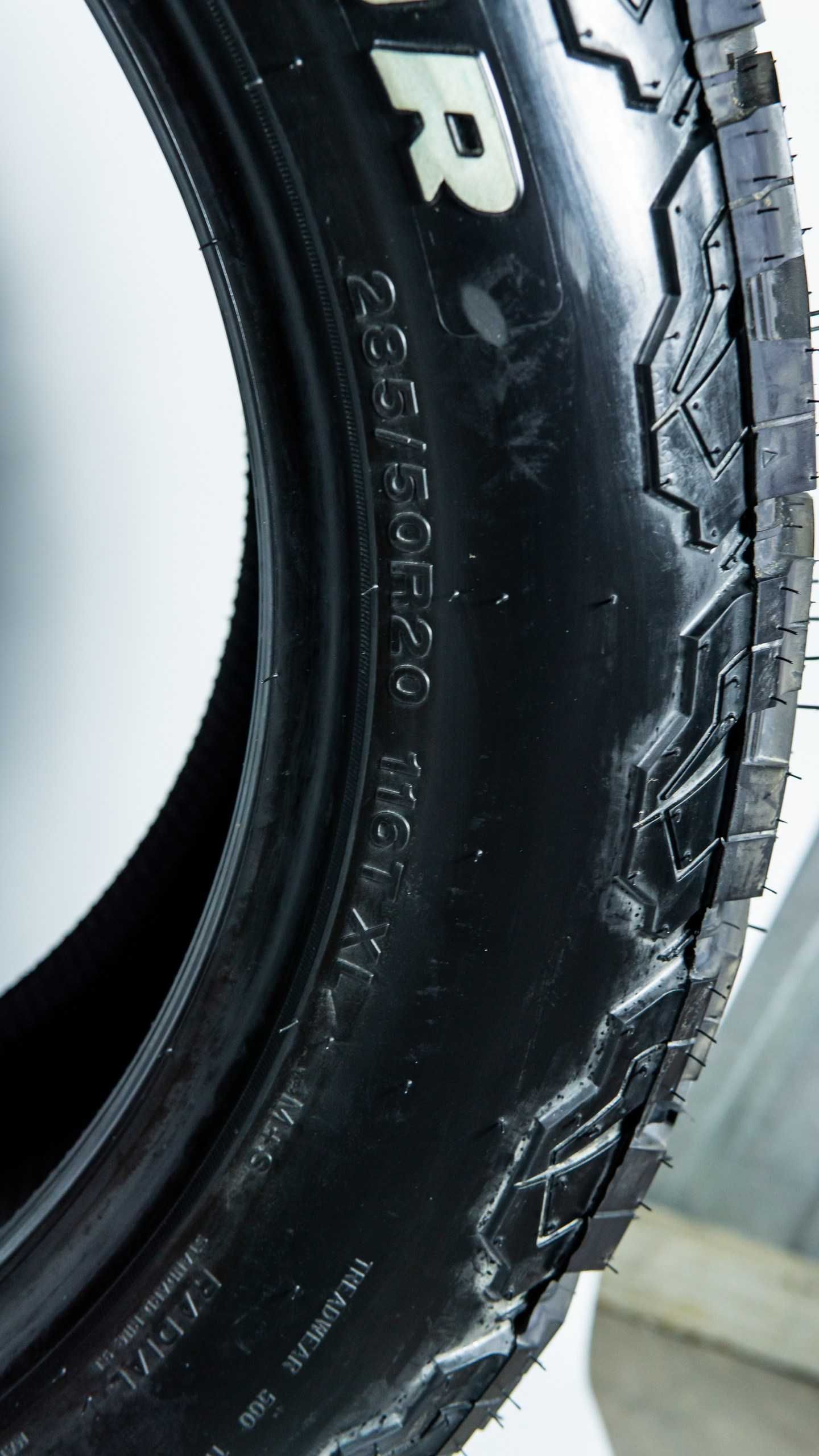 285/50R20   116T XL  — Tourador X FORCE A/T-II