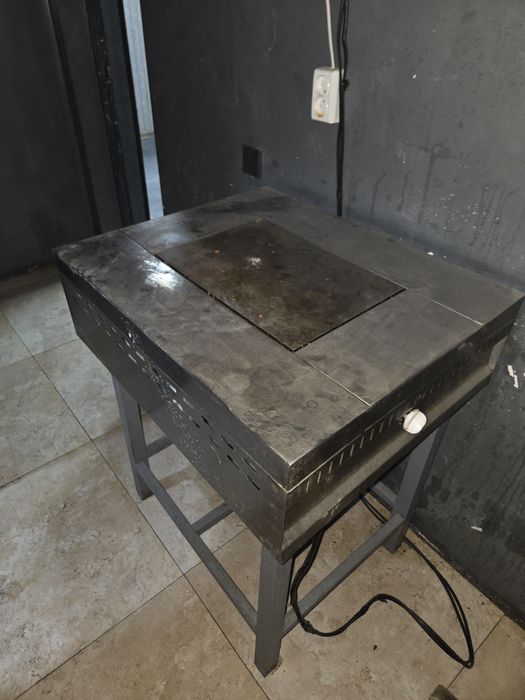 Qasqon, pech, teleshka izgara patnisla sotiladi.  Batafsil opisaniyada