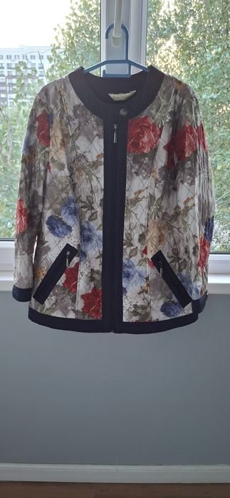 Женская Куртка Италия 50р