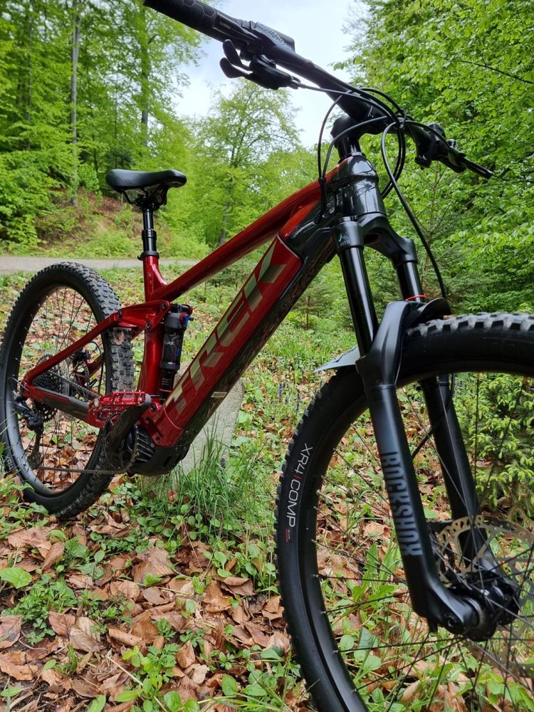 Vand bicicleta electrica   Trek