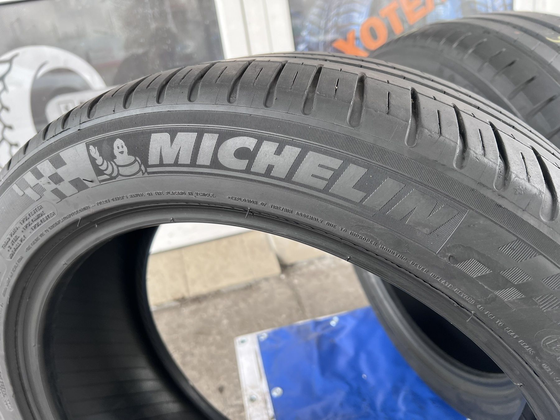 Летни гуми 245/45 R19 Michelin/Pirelli(рънфлад)