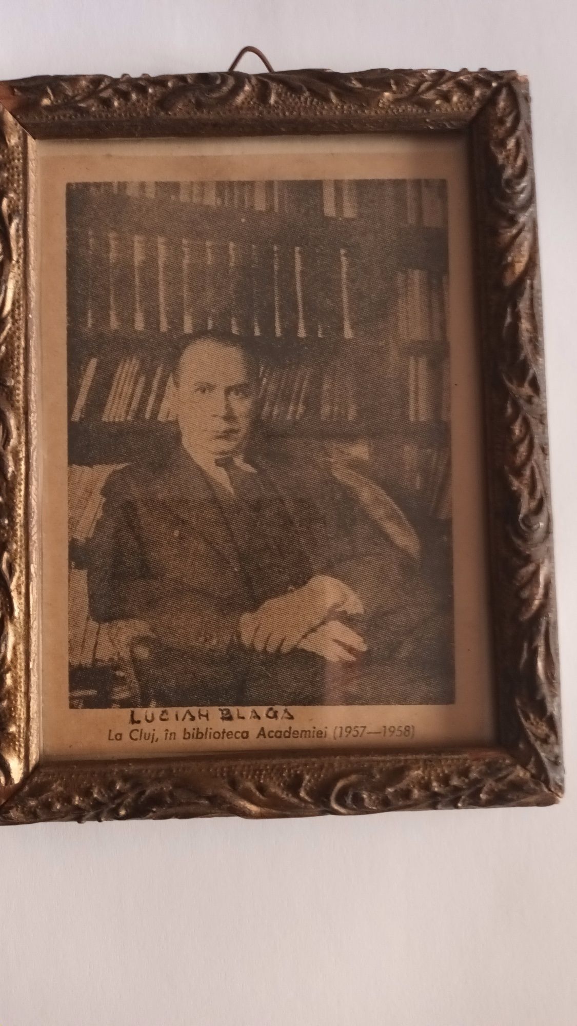 Vând diverse tablouri vechi