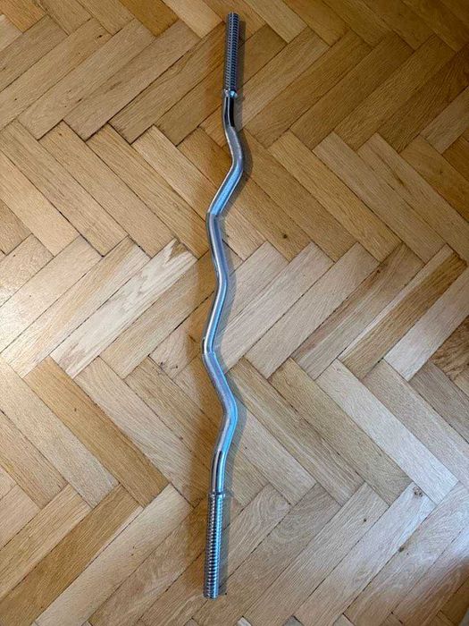 Vand bare si discuri pentru fitness