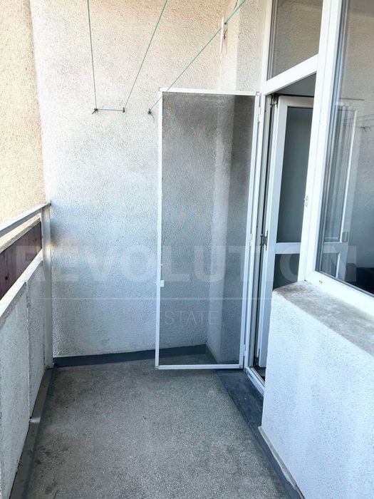 Тристаен апартамент в ж.к. Гео Милев