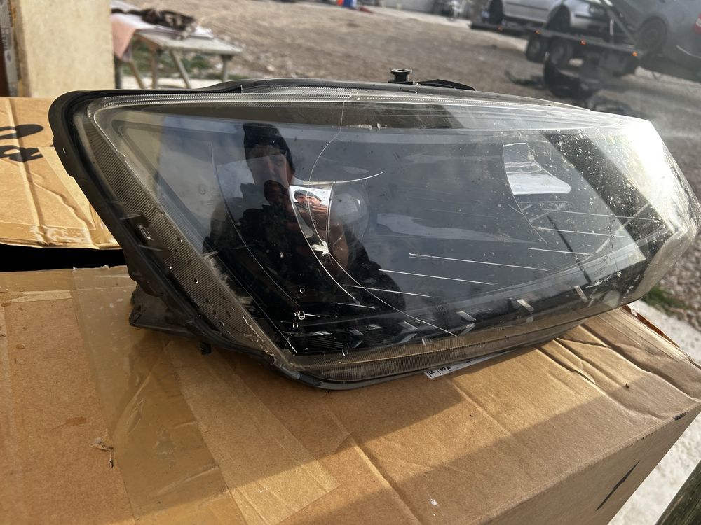 Десен фар за Skoda Octavia 3