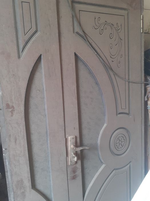 Б.у эшик деразалар сотилади нархини келишамиз