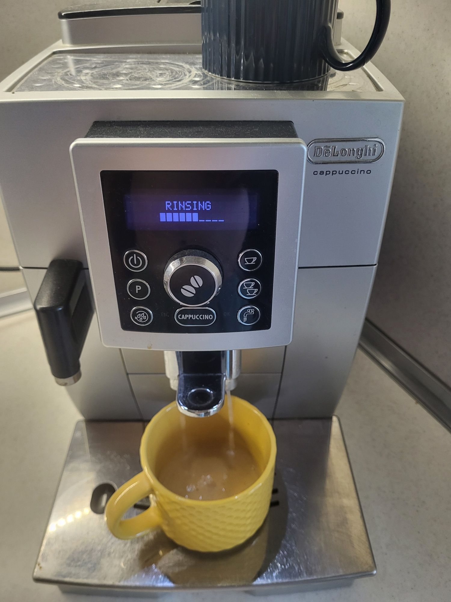 Кафе автомати Delonghi