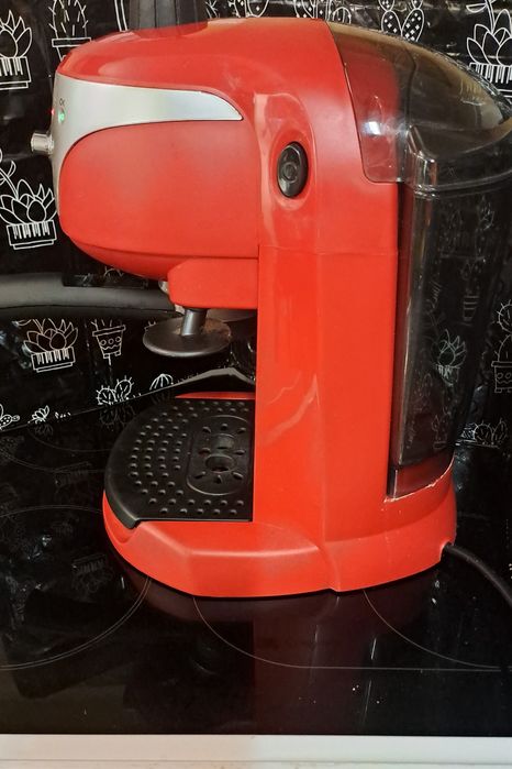 Еспресо машина Delonghi 15 bar