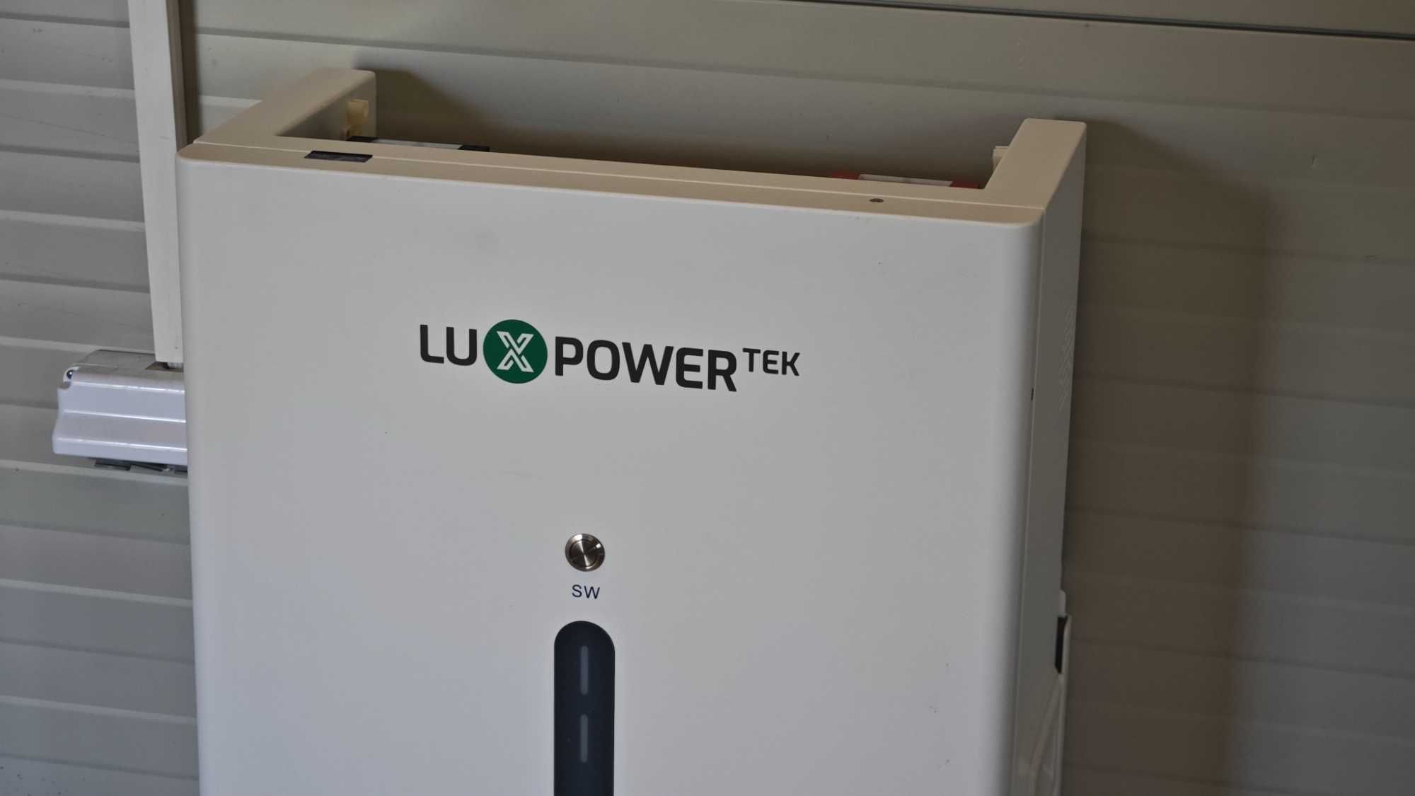 10000W Xибридна монофазна соларна система с батерия,панели,конструкция