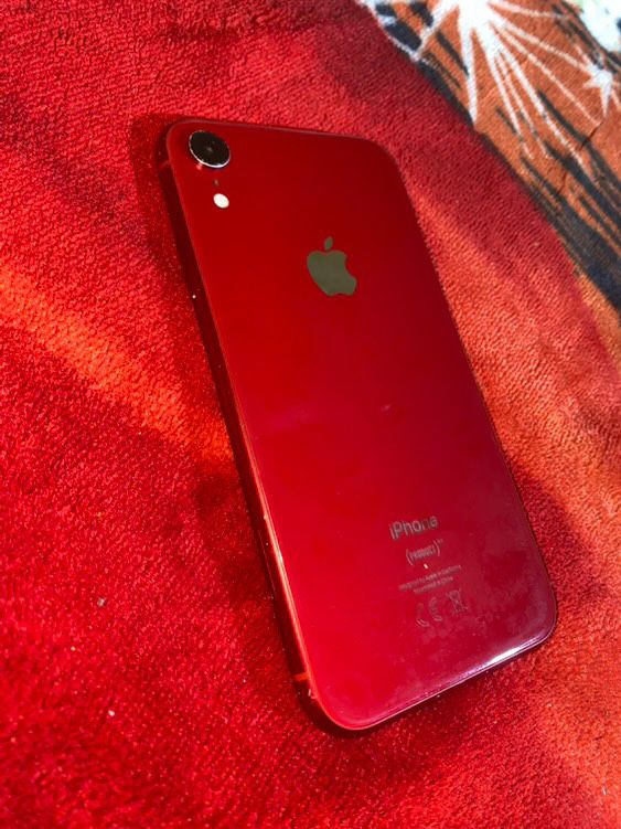 Vand iphone XR RED