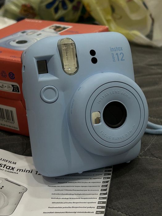 ПРОДАЮ Instax mini 12