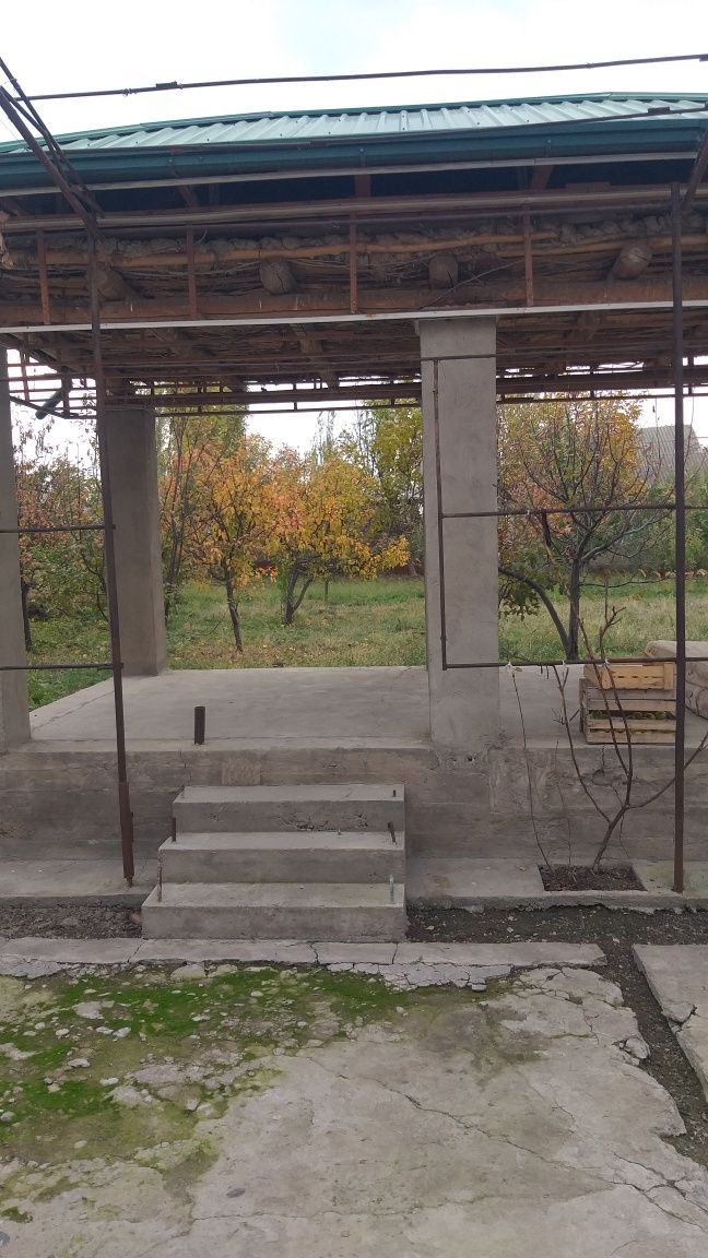 Участка сотилади
