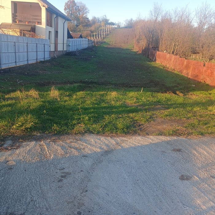 Vind teren intravilan la dn67