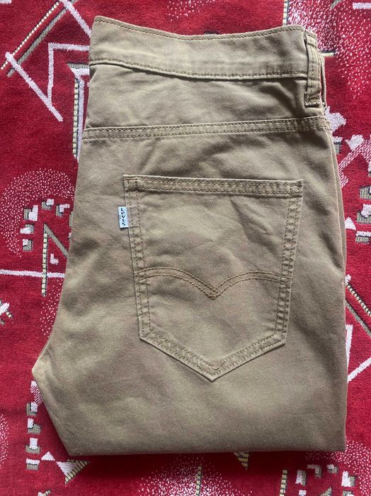 Фирмен. джинсы от "Levis" original W33xL32 на 48-49 размер.