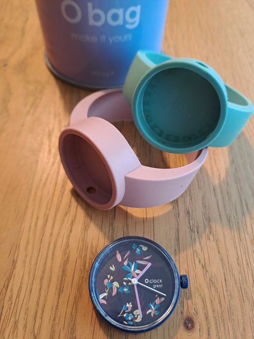 Часовник O'clock с две каишки