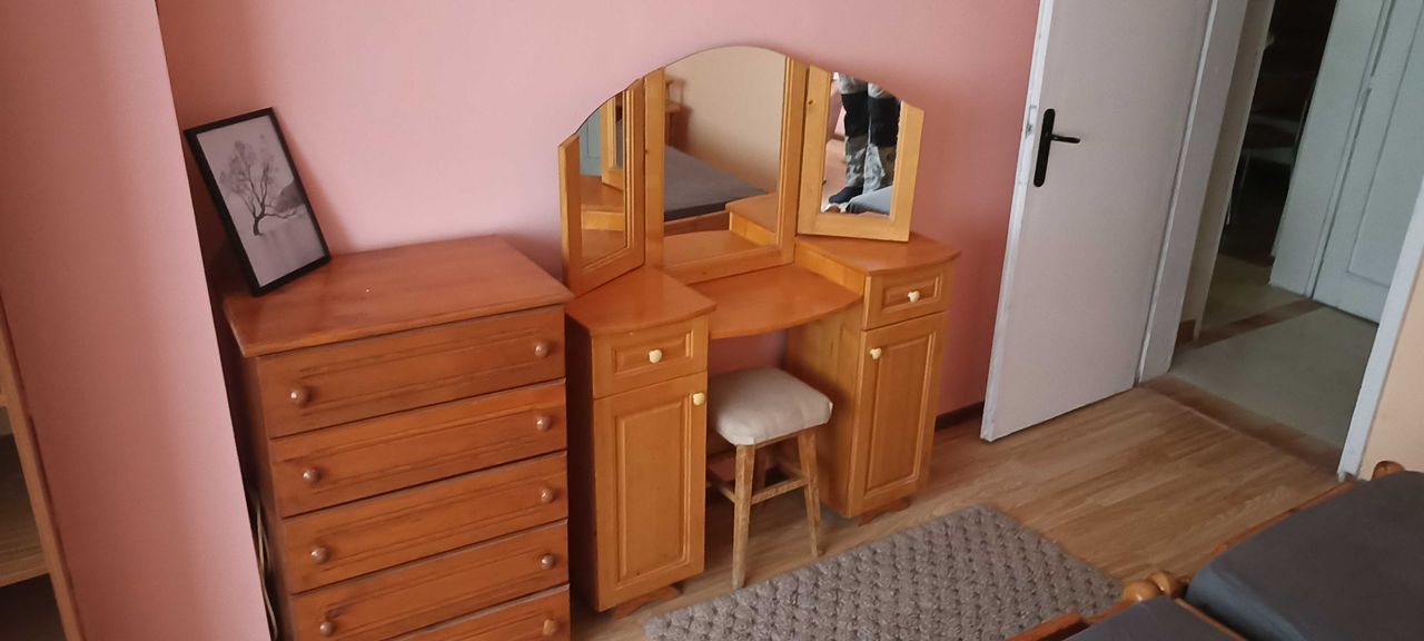 Дава се под наем Двустаен апартамент в Враца, Вежен - 72 кв.м за 331.5 € - Снимка #2