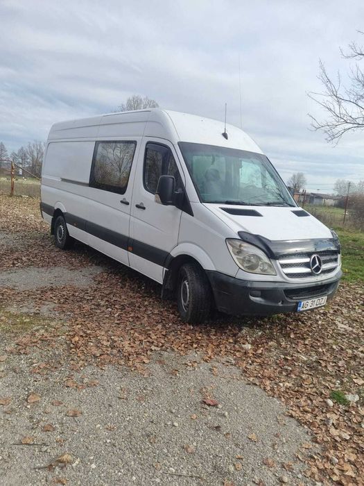Mercedes-Benz Sprinter 319 CDI – 2009 – 7 locuri – 190 CP