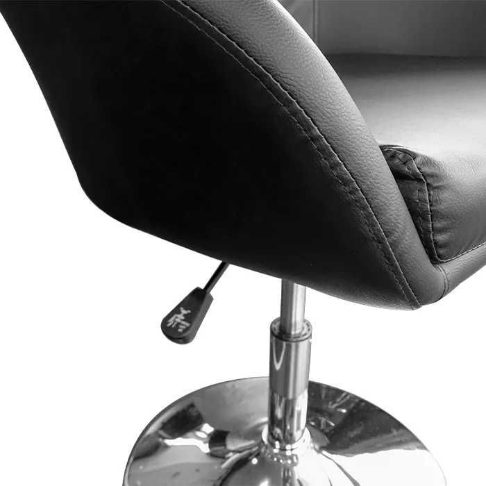 Фризьорски стол модел D26, Черен