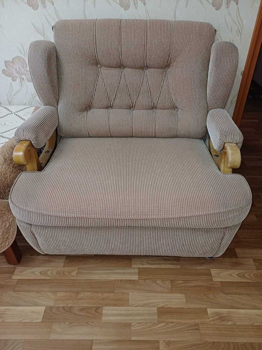 диван и кресло оба раскладывающиеся