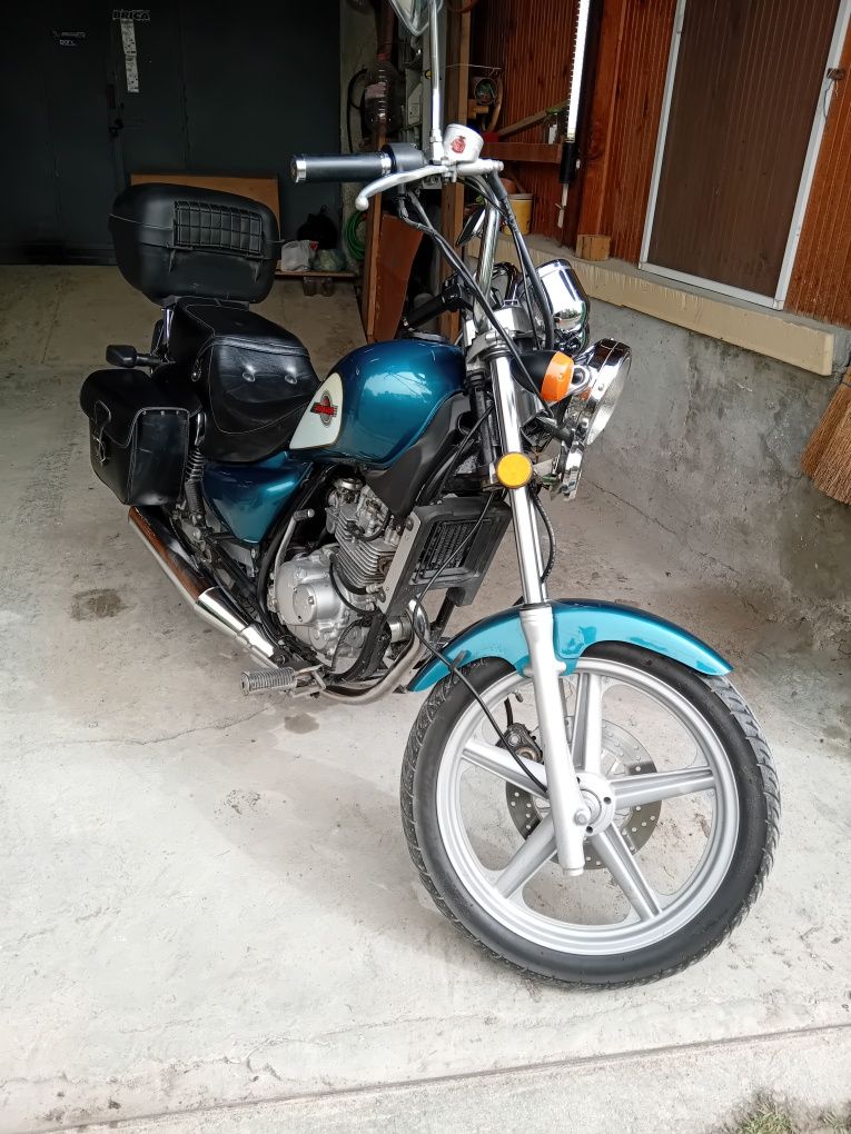 Suzuki Qinggi 125 кубика