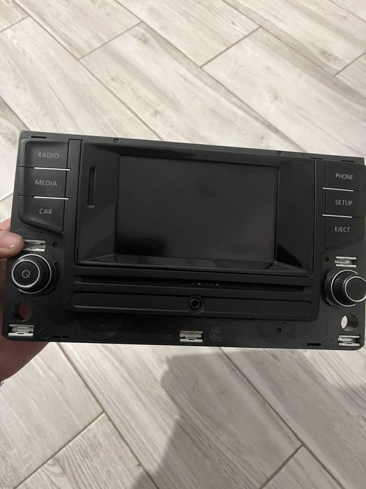 Display navigatie mica vw passat plus rama 250 ron