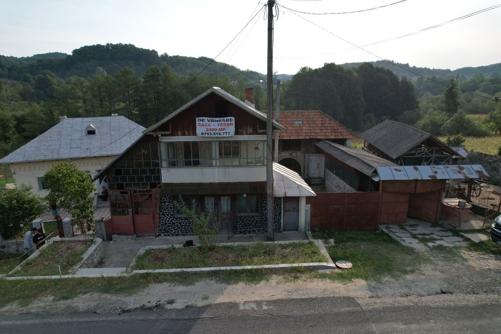 teren si anexe 2400mp