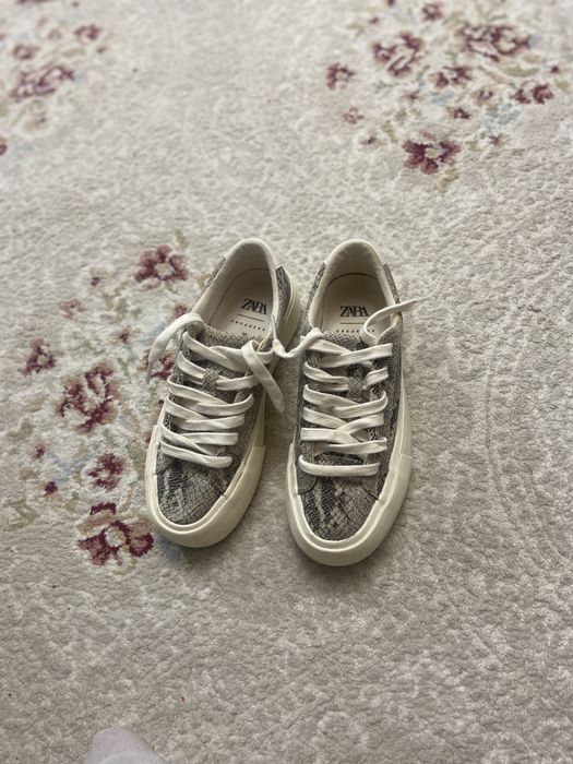 Кроосовки Zara оригинал
