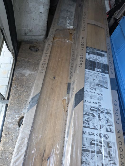 Vand parchet Barlinek triplu stratificat