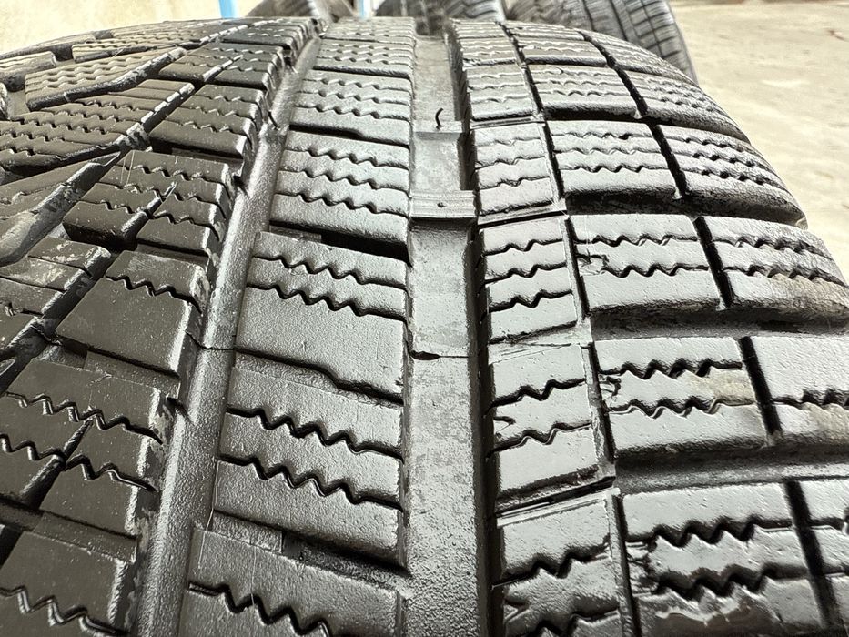4 Anvelope iarna Hankook 235/45/17 dot 37-2019