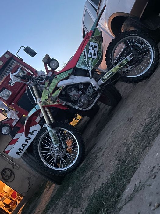 HONDA CRF250R (Model De America)