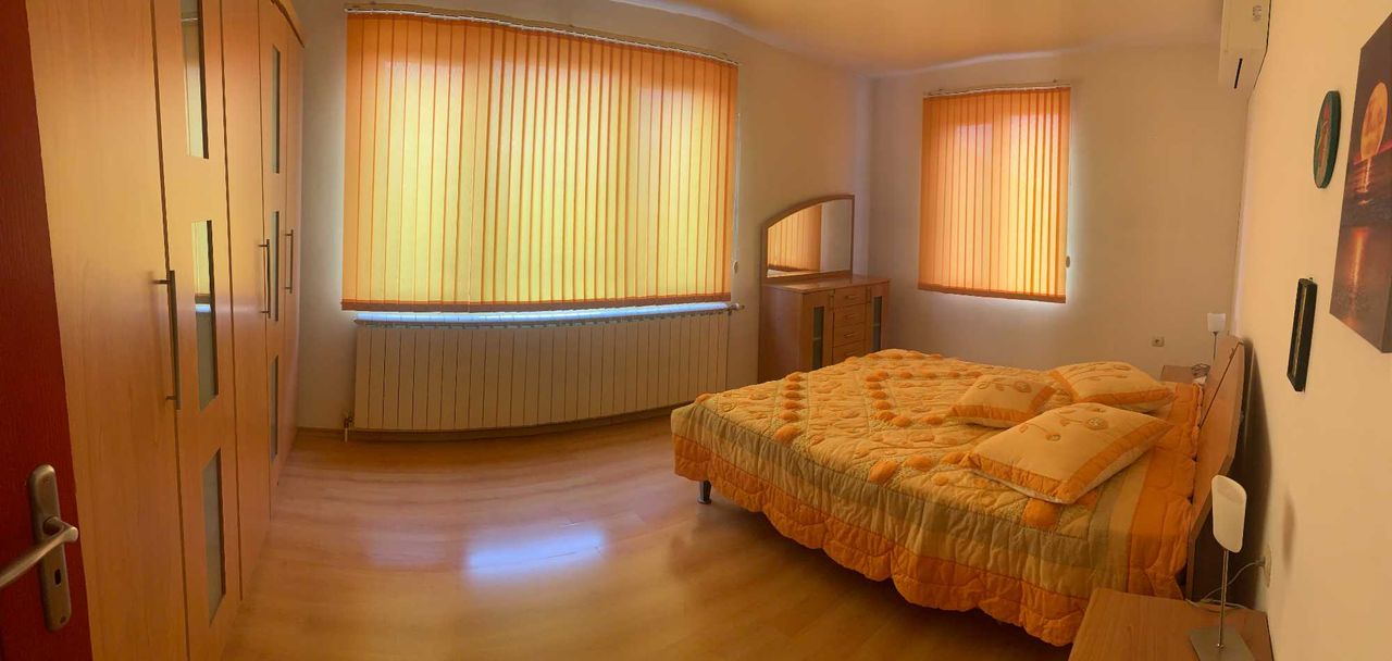 Продава се Къща в Карлово - 240 кв.м за 563 €/кв.м - Снимка #4
